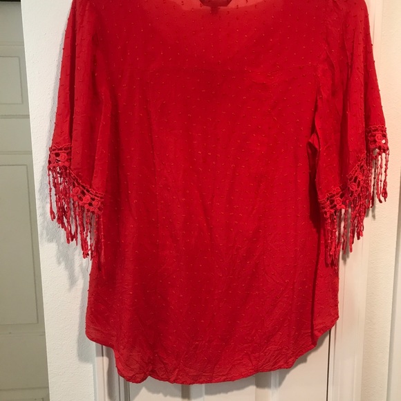Misses red rayon fringed top XL (says 1X but..) - Picture 5 of 5